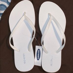 Old Navy White Flip Flops